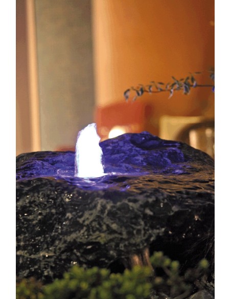 Mise en situation pompe statue décorative